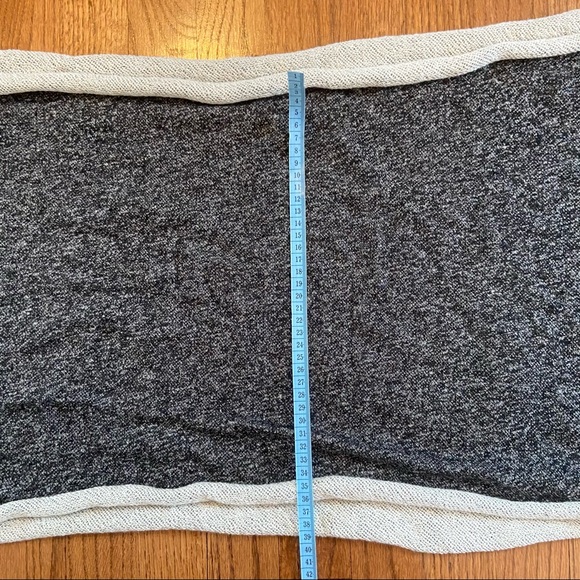 Marl gray infinity scarf - Picture 6 of 6